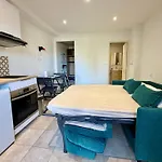 Apartamento Neuf Ensoleillé à Saint-florent Avec Piscine