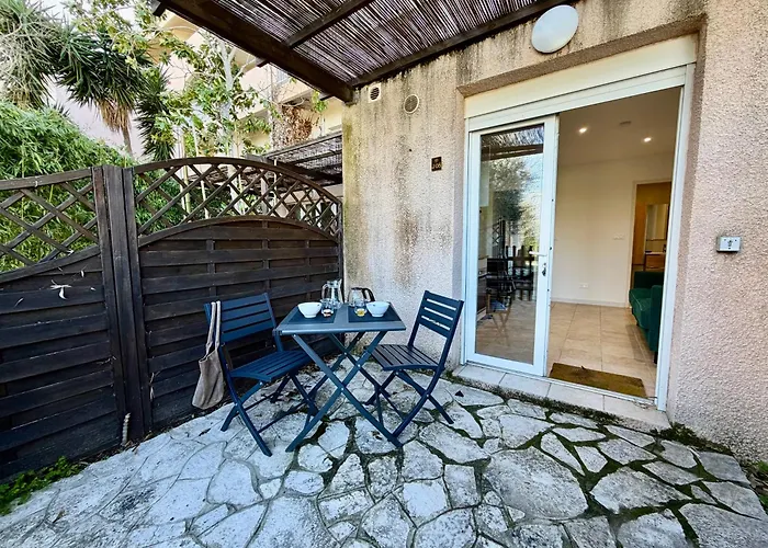 Apartamento Neuf Ensoleillé à Saint-florent Avec Piscine